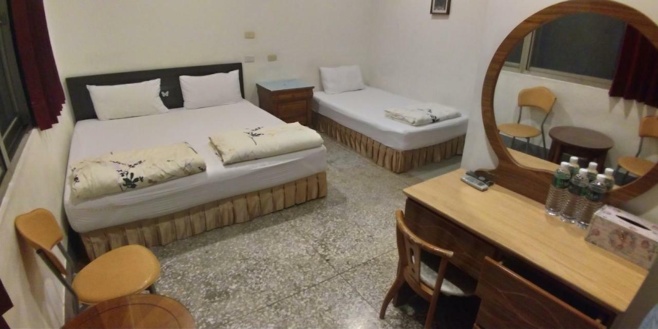 Sun Wu Homestay Dawu Exterior foto