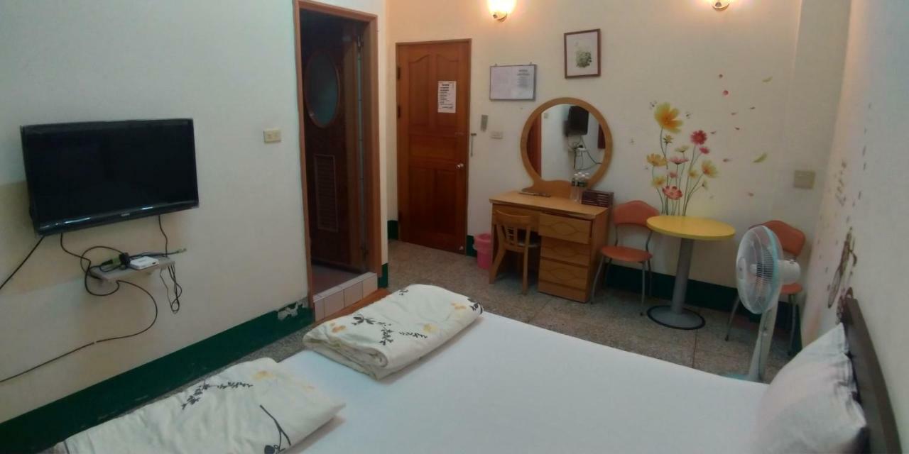 Sun Wu Homestay Dawu Exterior foto