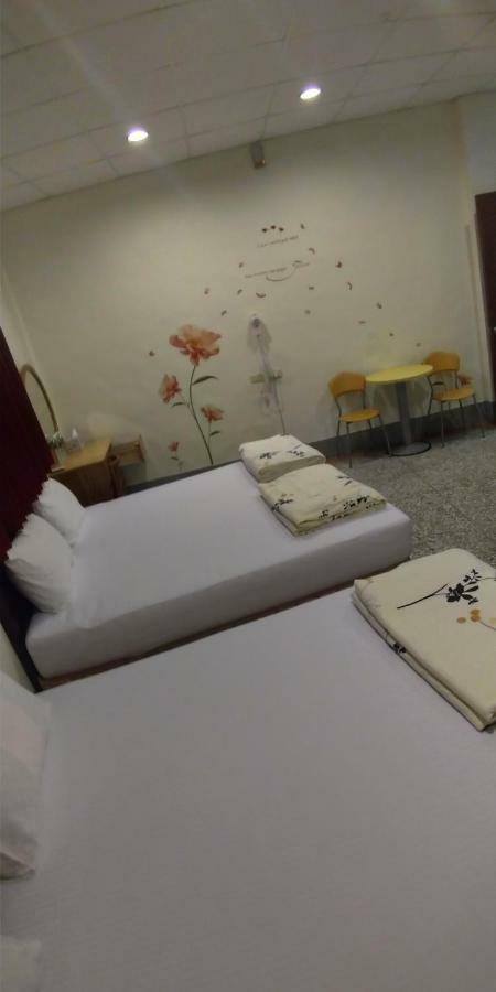 Sun Wu Homestay Dawu Exterior foto